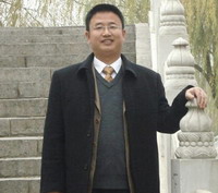 黄伟文